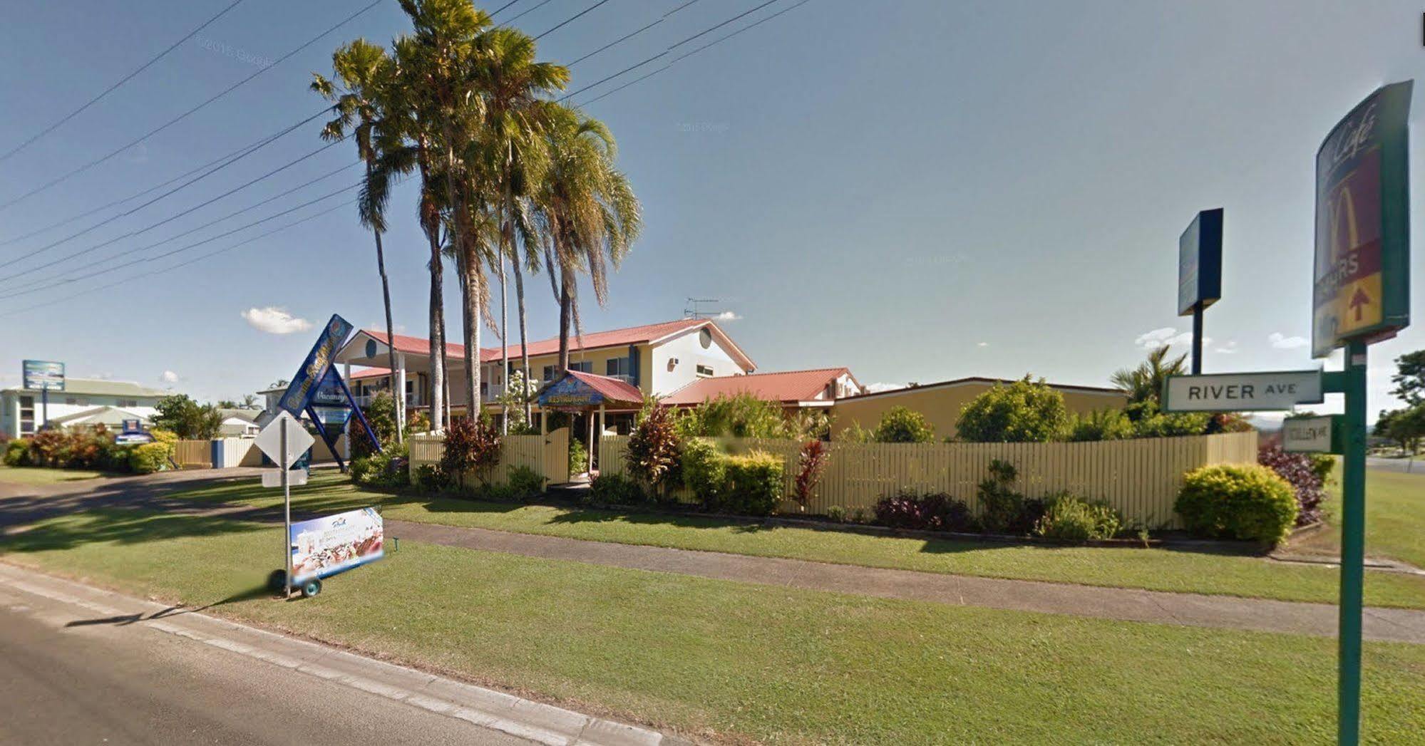 Barrier Reef Motel Innisfail Exterior photo